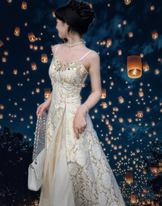 Adriata Pearl Chain Baroque Royalcore Dress