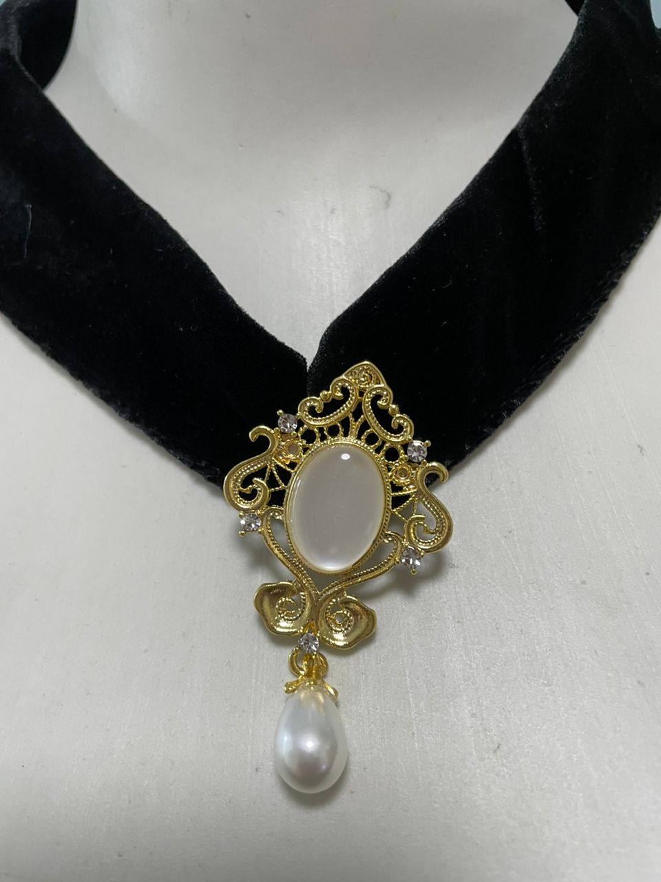 2-Piece Dark Fairy Butterfly Embroidered Velvet Dress with Choker